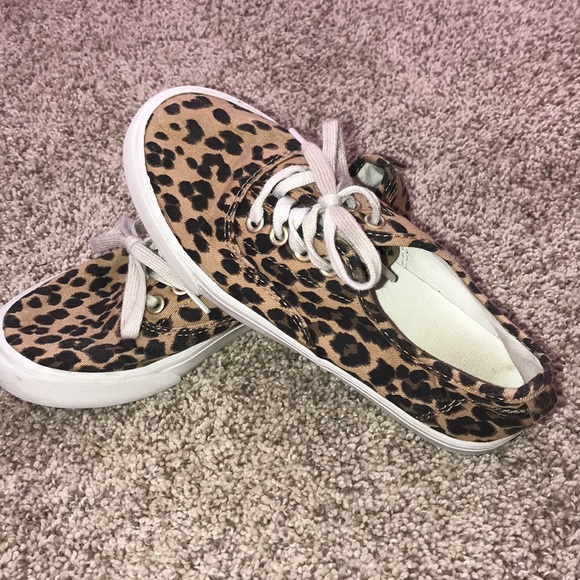Old Navy Other - Old Navy leopard print shoes 1